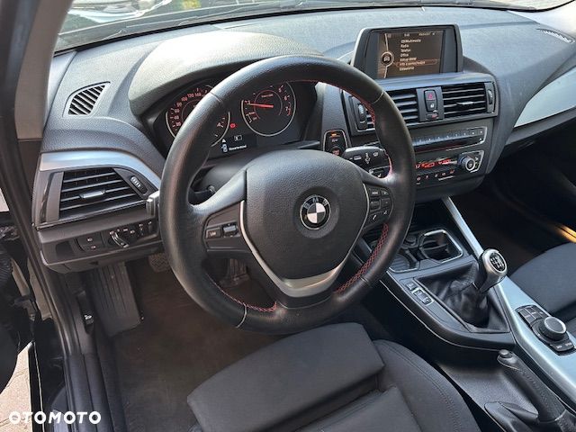 BMW Seria 1 118i Sport Line - 3