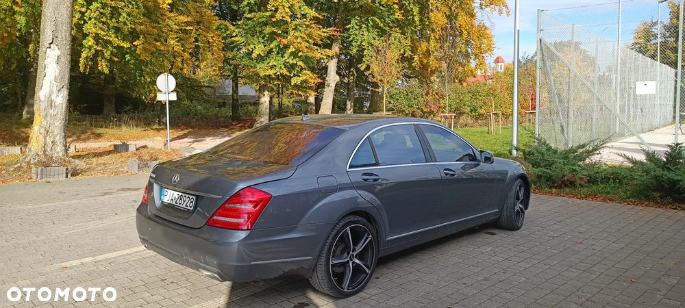 Mercedes-Benz S-Class 2009 photo 5