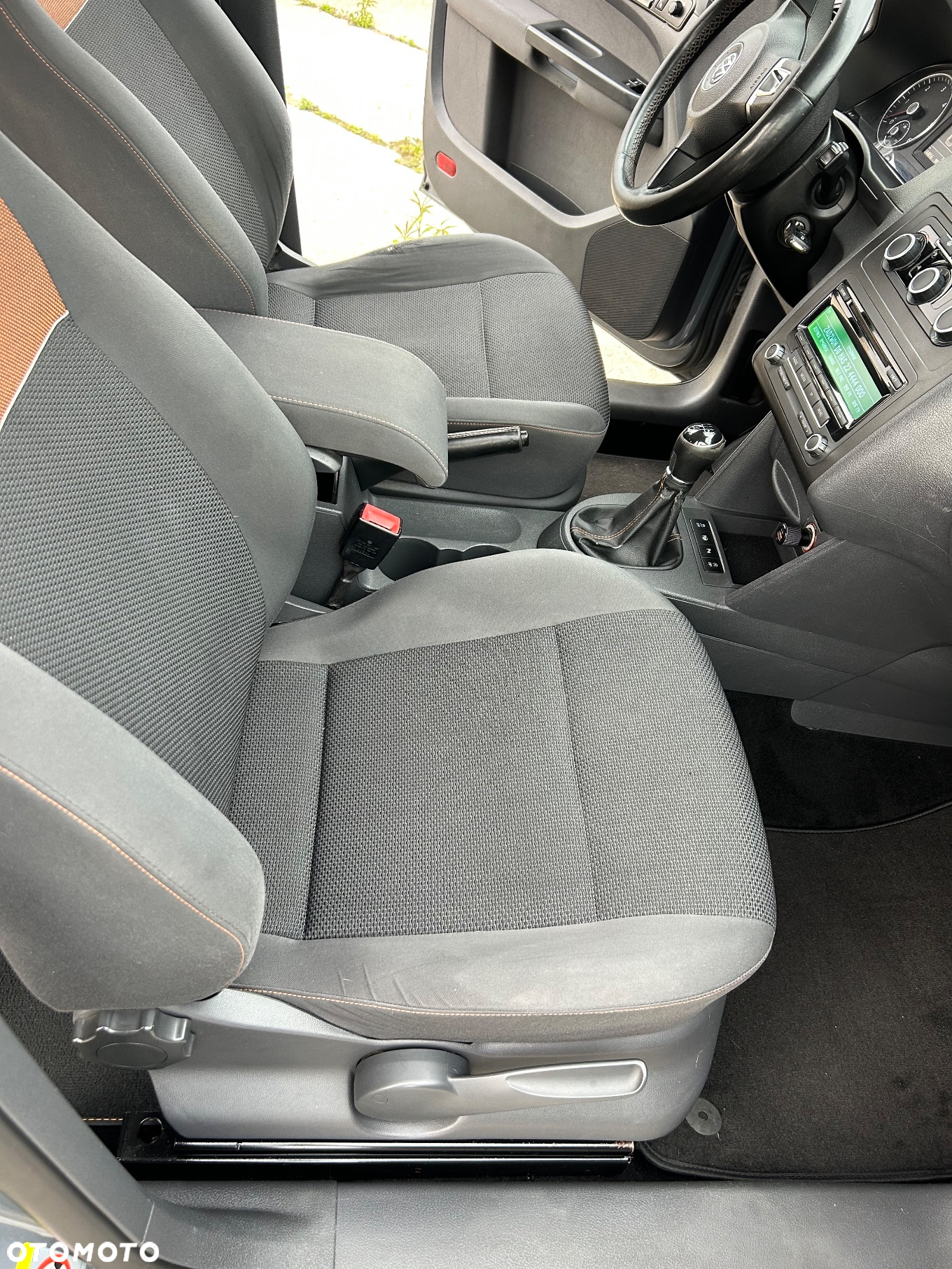 Volkswagen Caddy 1.6 TDI Comfortline - 9