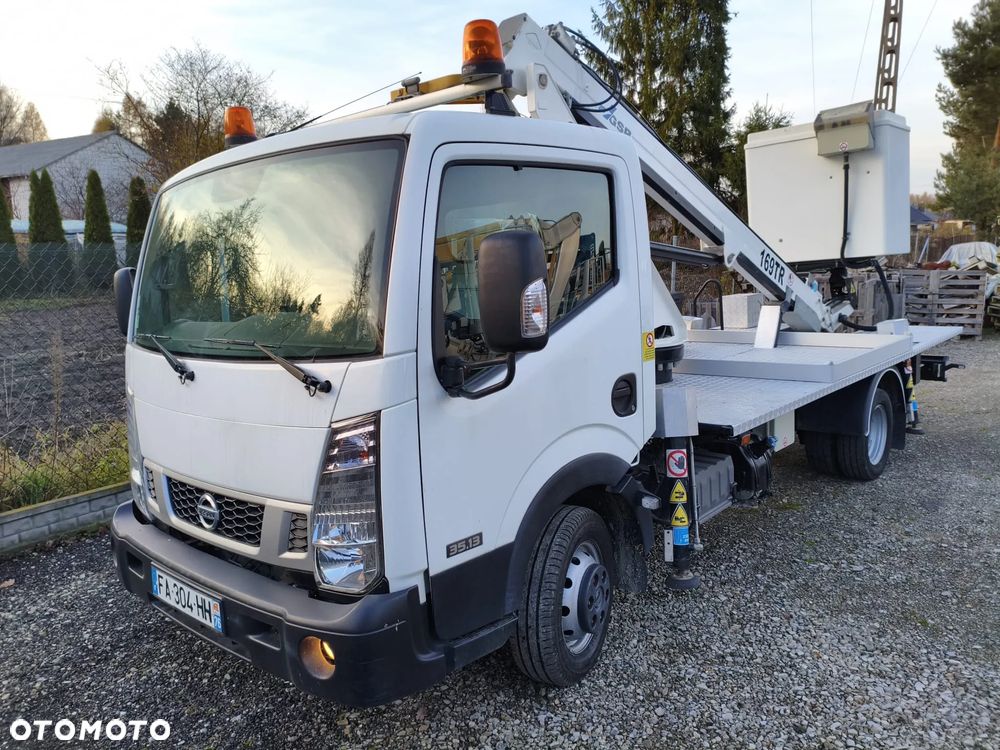 Nissan Cabstar NT400 35.13 - 1