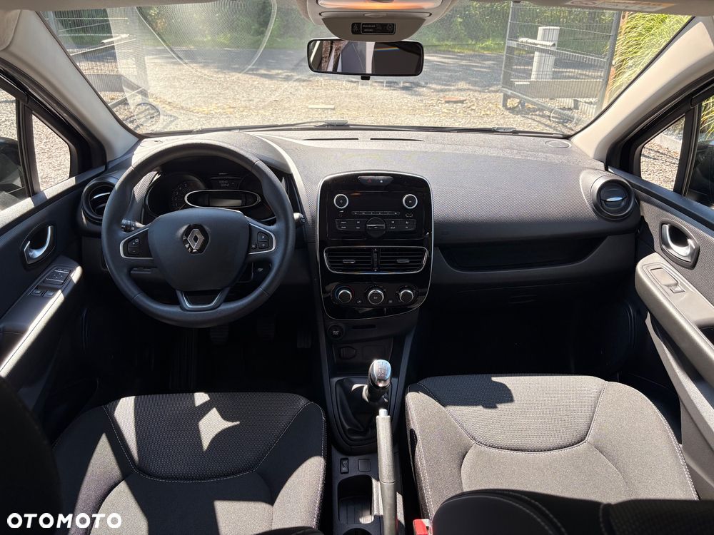 Renault Clio 1.2 16V Limited - 24