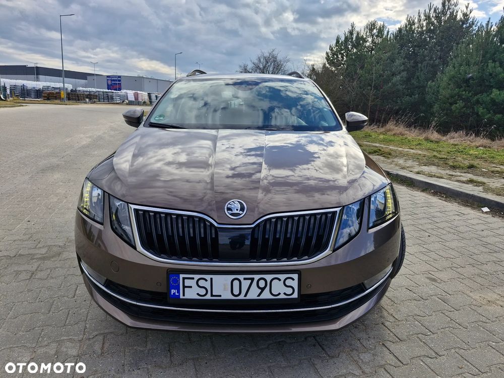 Skoda Octavia 2.0 TDI SCR Clever DSG - 11