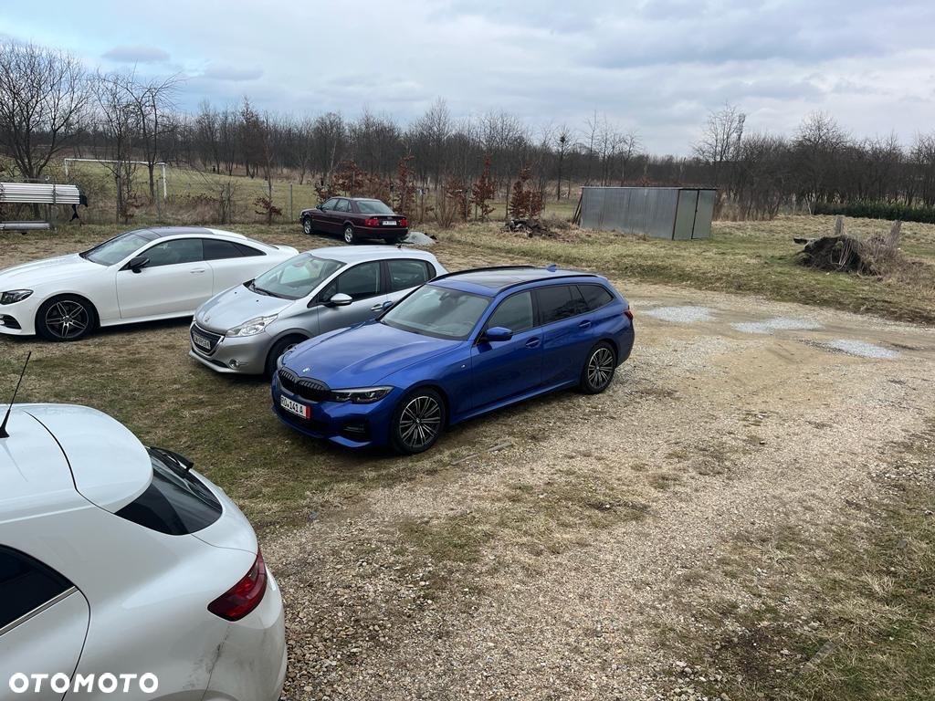 BMW Seria 3 320d xDrive M Sport sport - 19