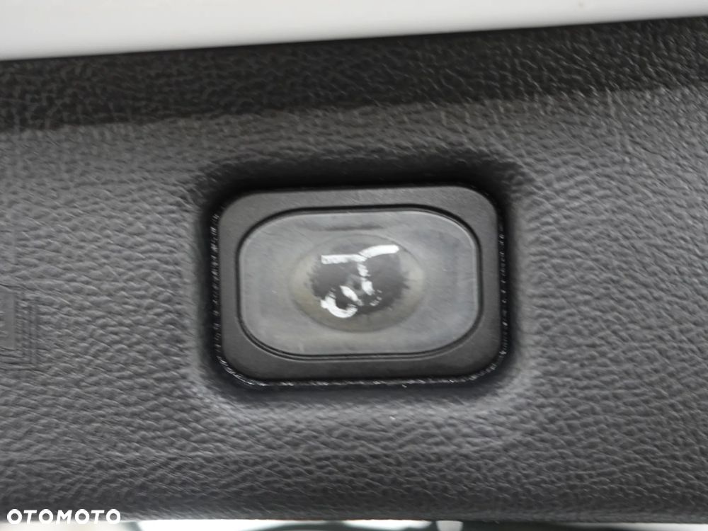 Ford S-Max 2.0 TDCi Titanium PowerShift - 25