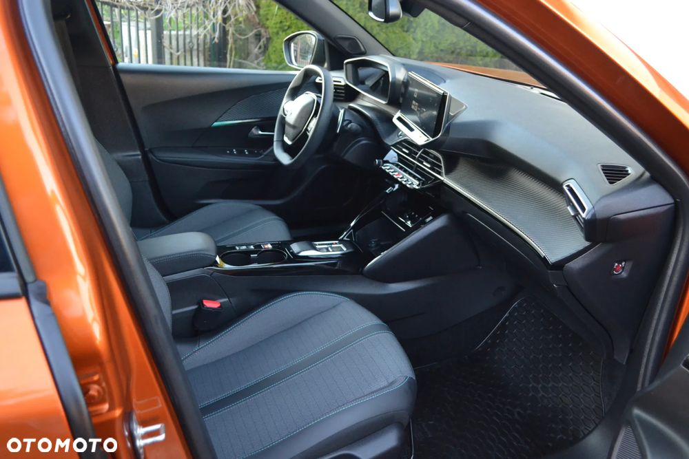 Peugeot 2008 1.2 PureTech Allure Pack S&S EAT8 - 14