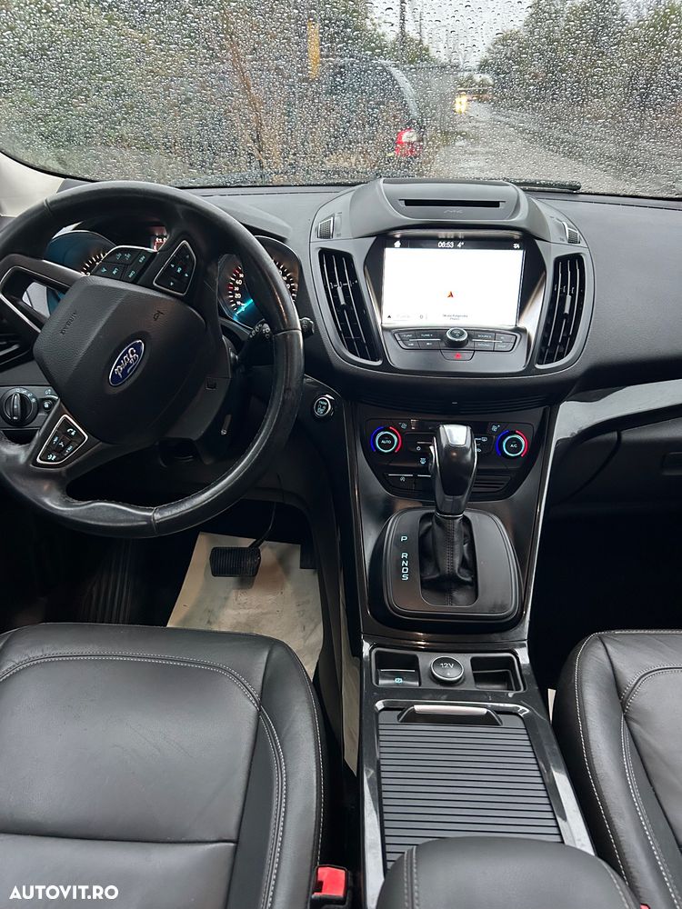 Ford Kuga - 5