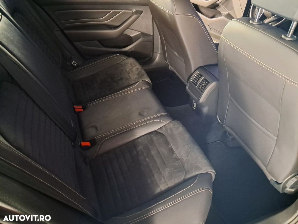 Volkswagen Passat - 18