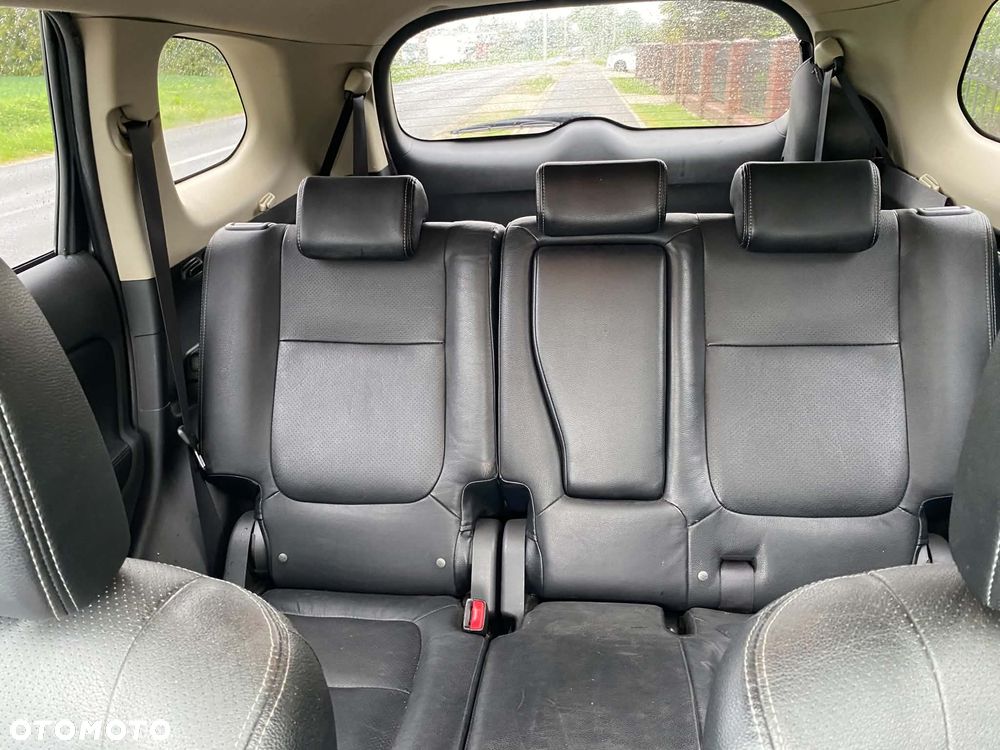 Mitsubishi Outlander - 17