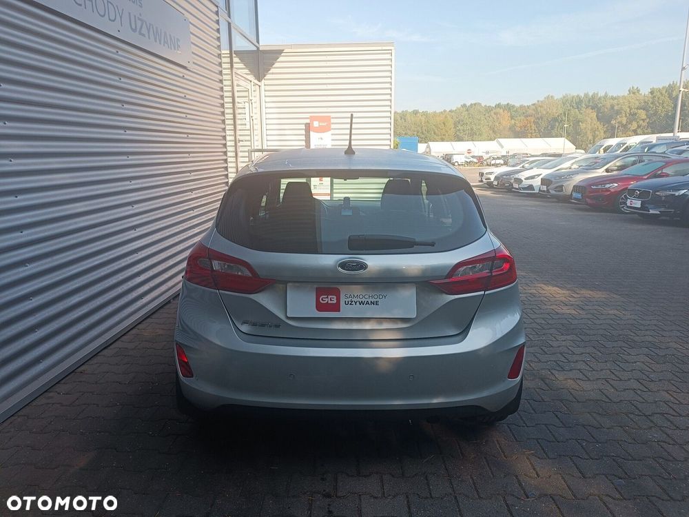 Ford Fiesta 1.1 Trend - 6