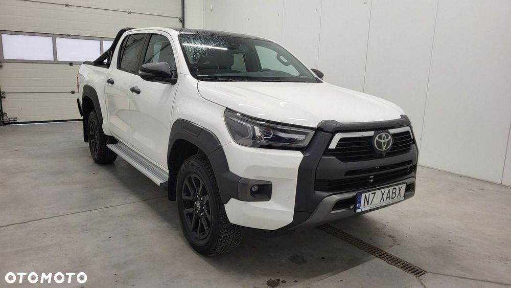 Toyota Hilux - 3