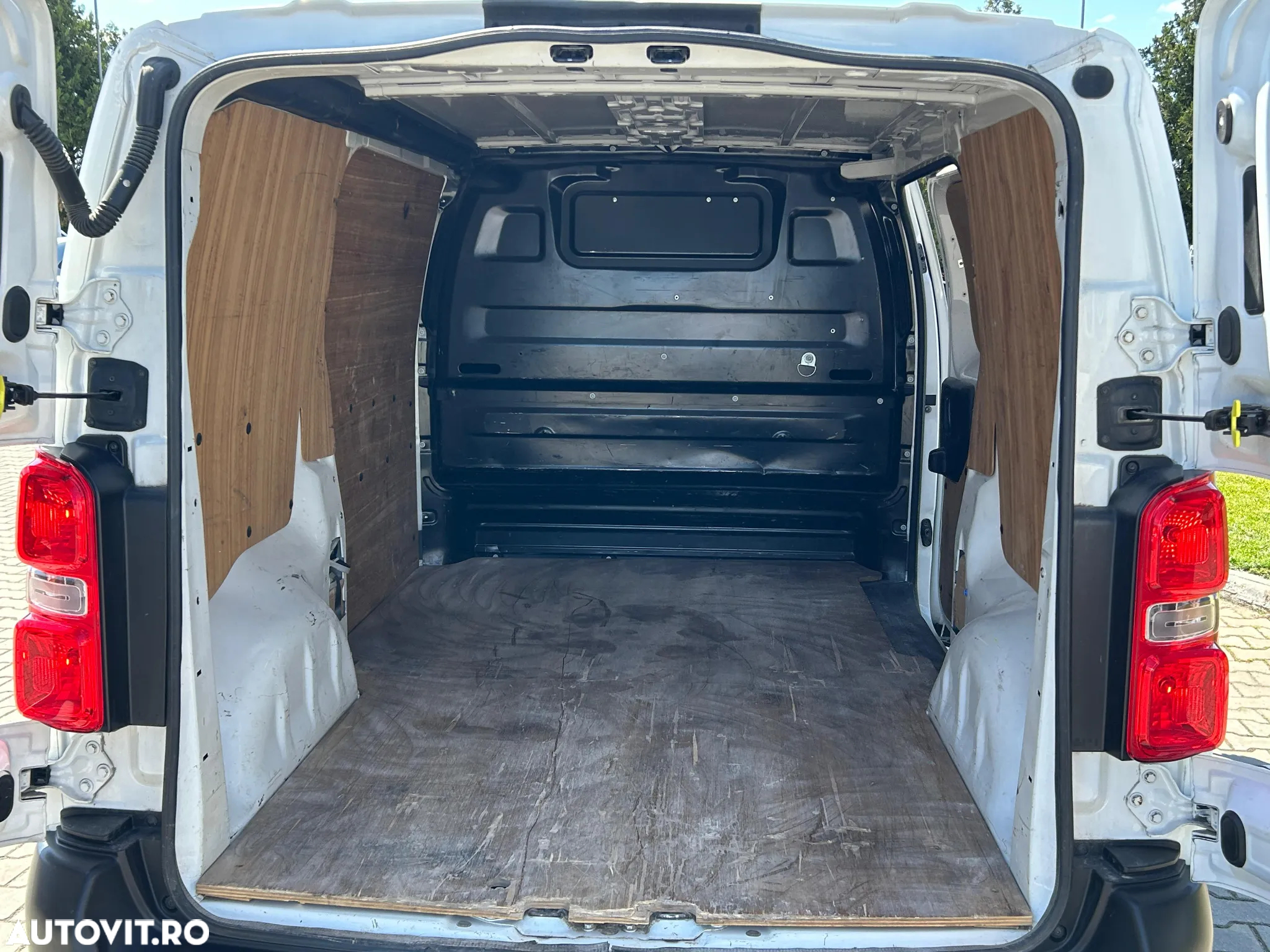 Peugeot Expert - 14