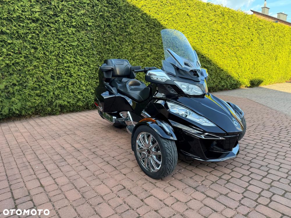 Can-Am Spyder - 1