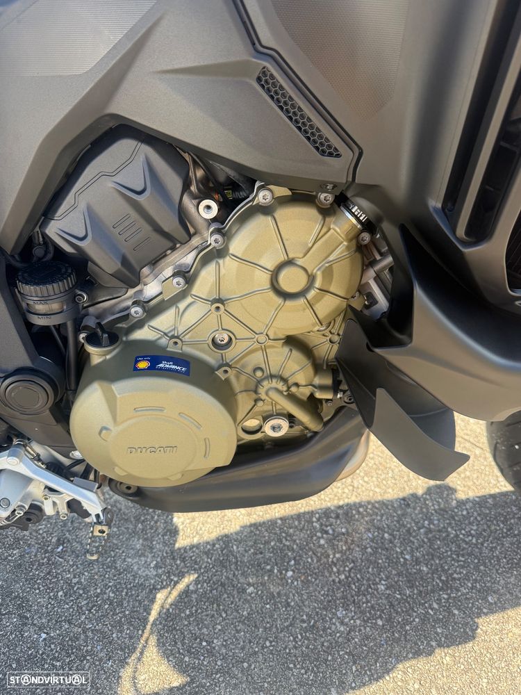 Ducati Multistrada V 4 Pikes  Peak - 16