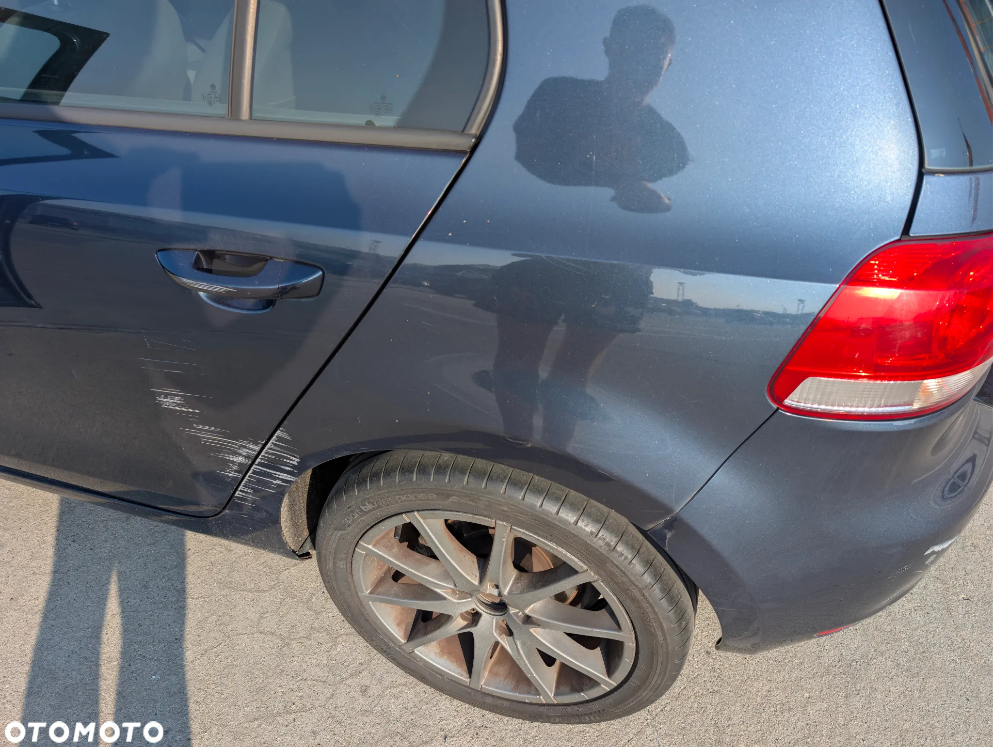 Volkswagen Golf - 5