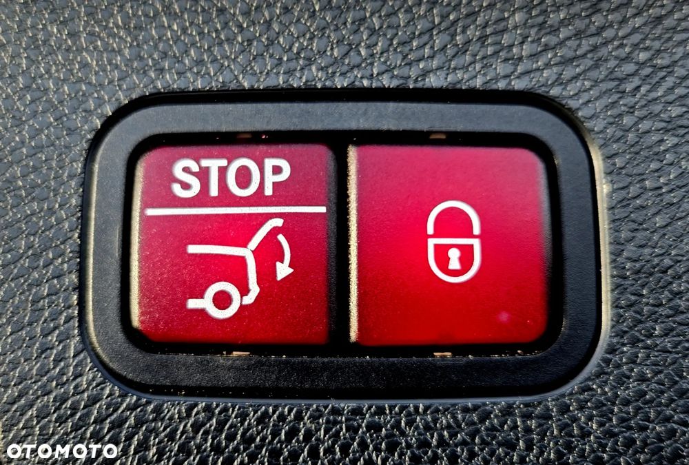 Mercedes-Benz Klasa E 220 d 9G-TRONIC - 39