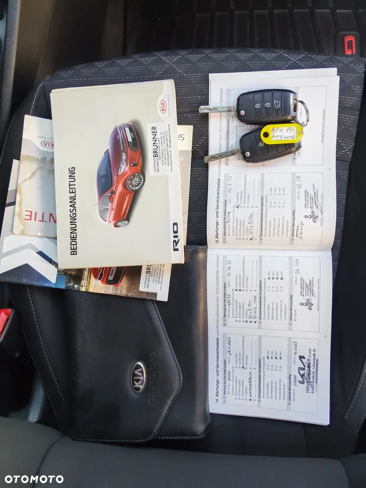 Kia Rio 1.2 Attract - 31