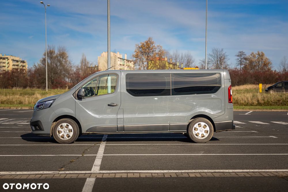 Renault Trafic SpaceClass 2.0 dCi Escapade - 4