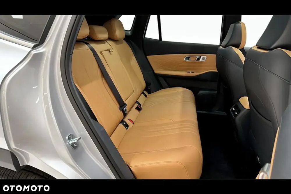 Geely Starray EM-i 1.5 PHEV Pro - 16