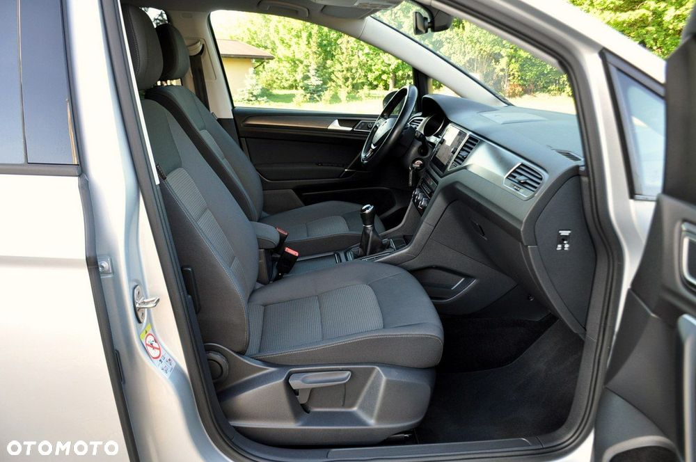 Volkswagen Golf Sportsvan - 17