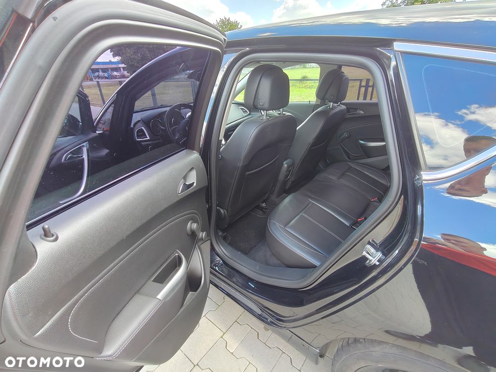 Opel Astra 1.4 Turbo Cosmo - 26