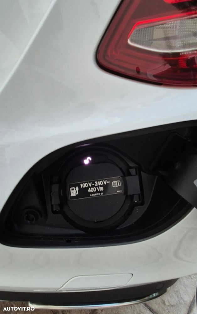 Mercedes-Benz C - 10