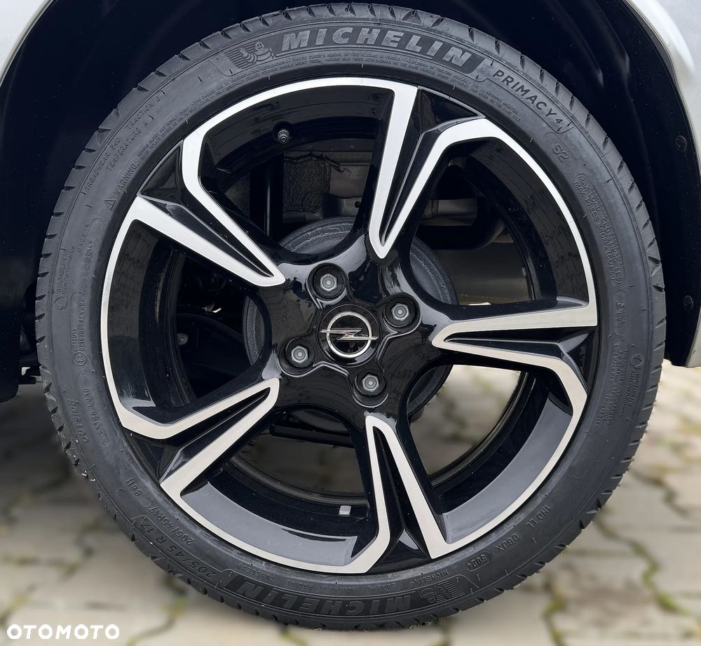 Opel Corsa 1.2 GS S&S - 8