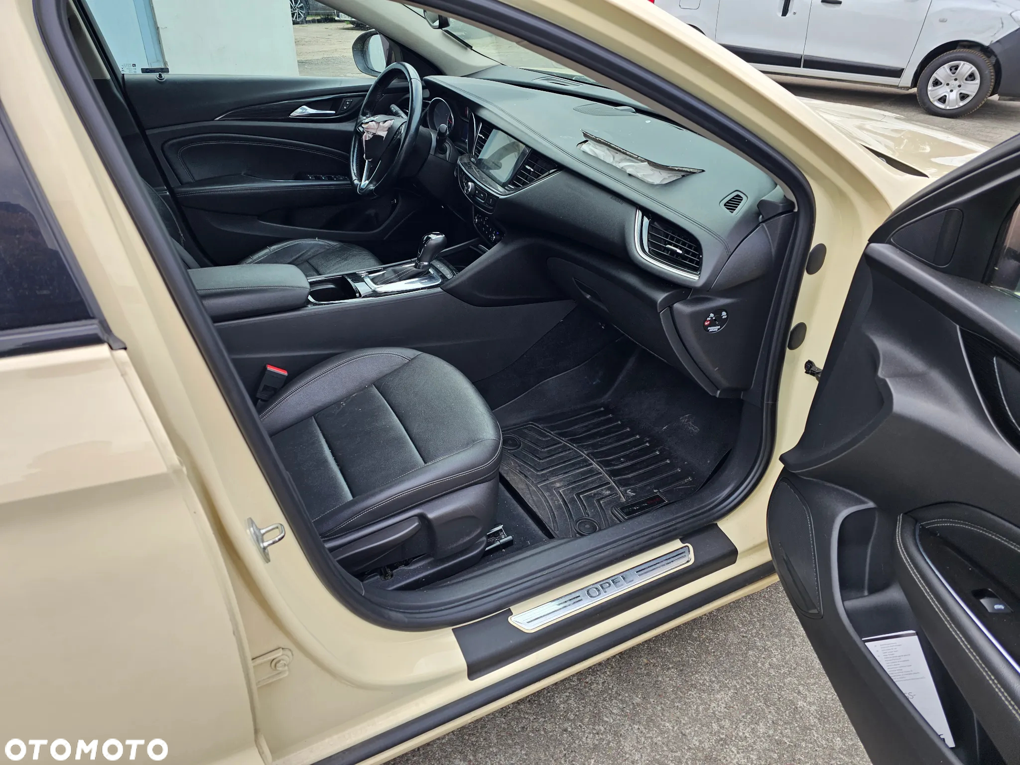 Opel Insignia 1.6 CDTI Sports Tourer - 23