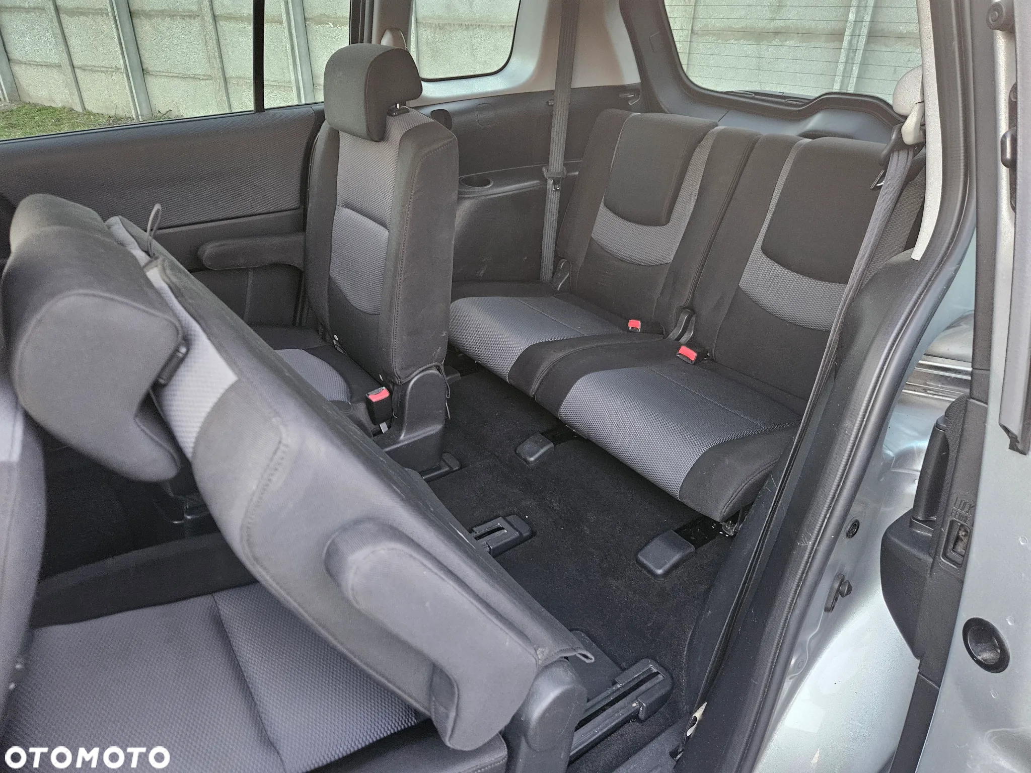 Mazda 5 - 23
