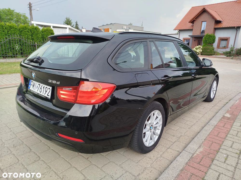BMW Seria 3 316d - 4