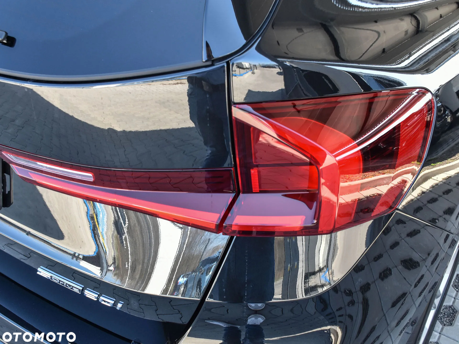 BMW X1 sDrive18i xLine - 11