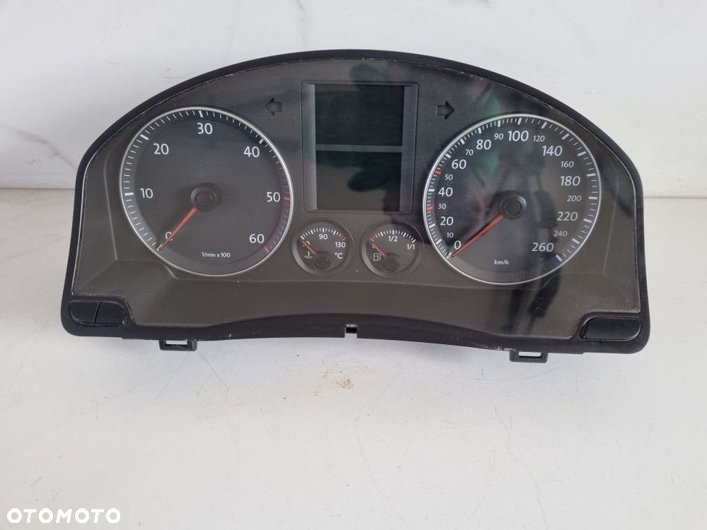 vw golf V tdi  licznik zegar zegary europa - 3
