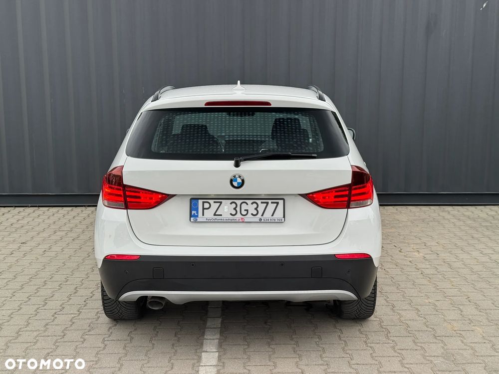 BMW X1 sDrive18d - 8