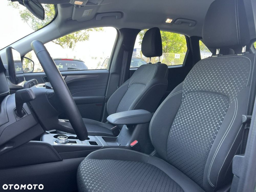 Ford Kuga 1.5 EcoBoost TITANIUM - 21
