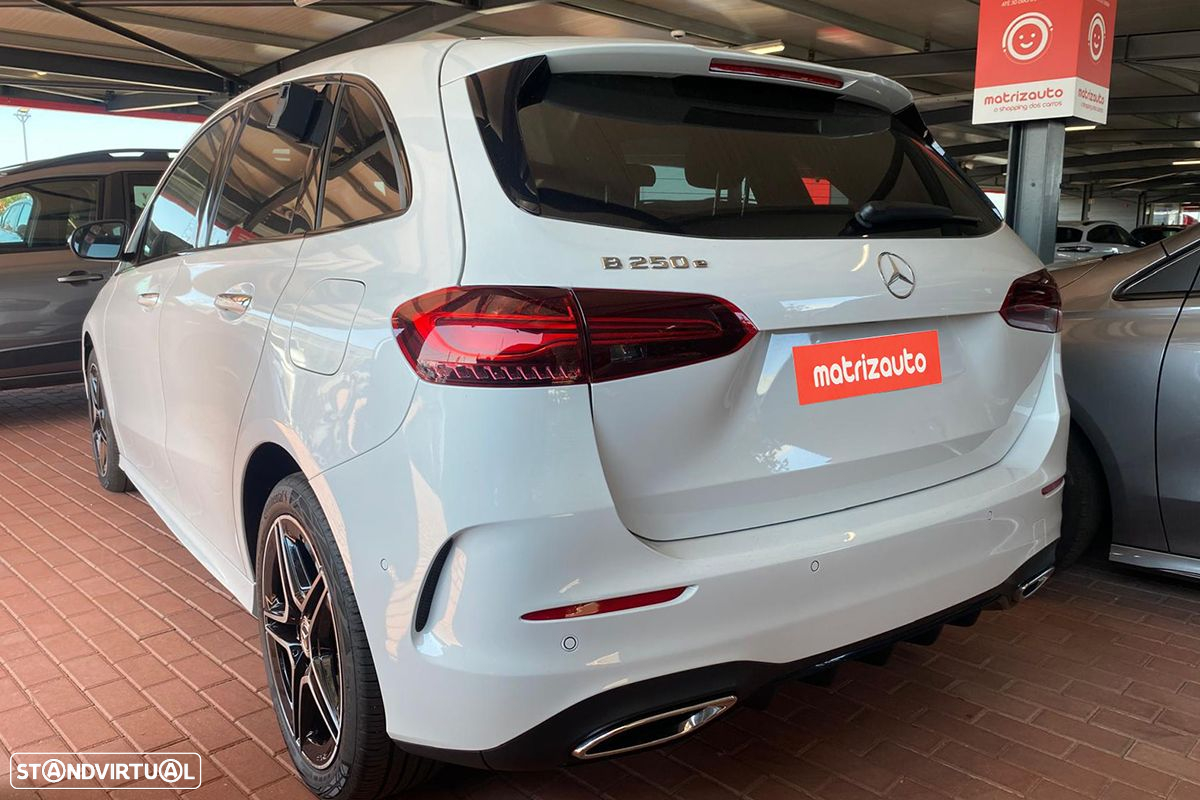 Mercedes-Benz b-250 e - 4