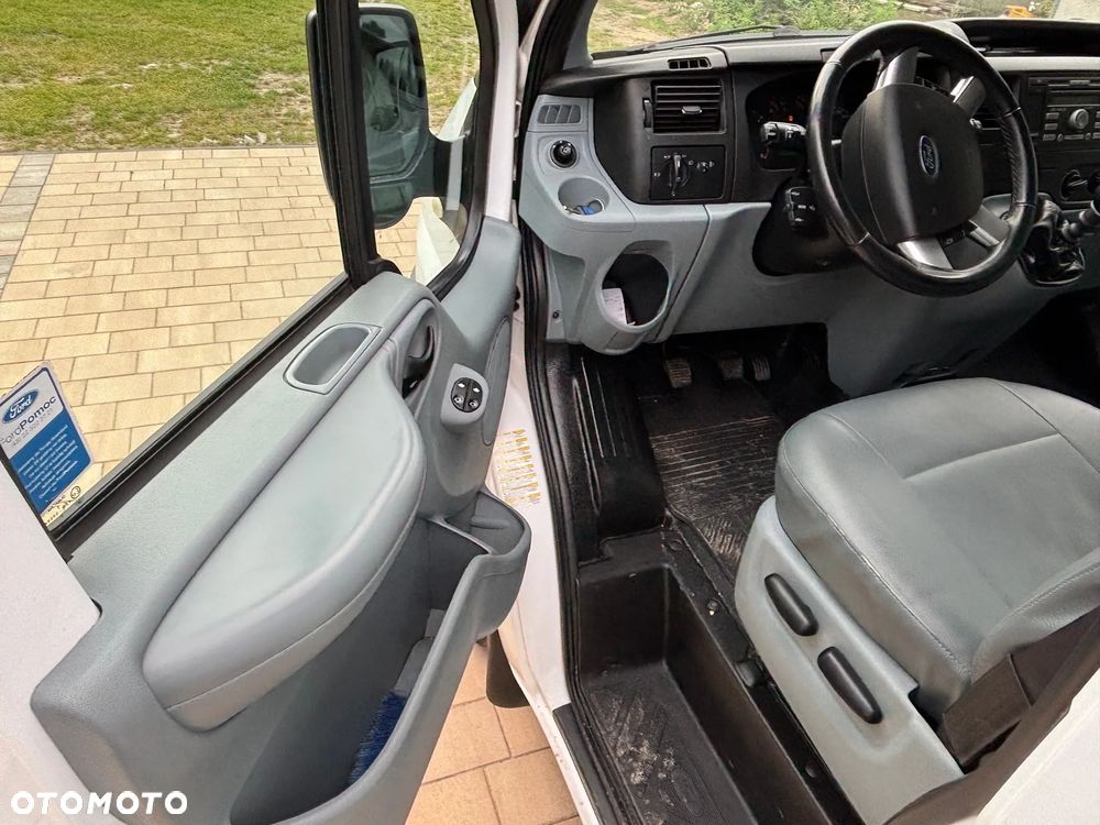 Ford Transit - 9