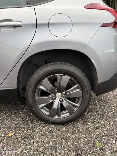 Peugeot 2008 1.2 PureTech Active - 15