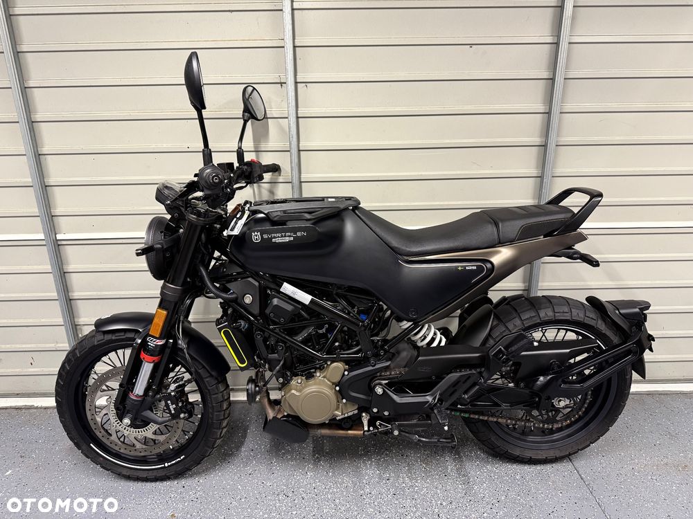 Husqvarna Svartpilen - 11