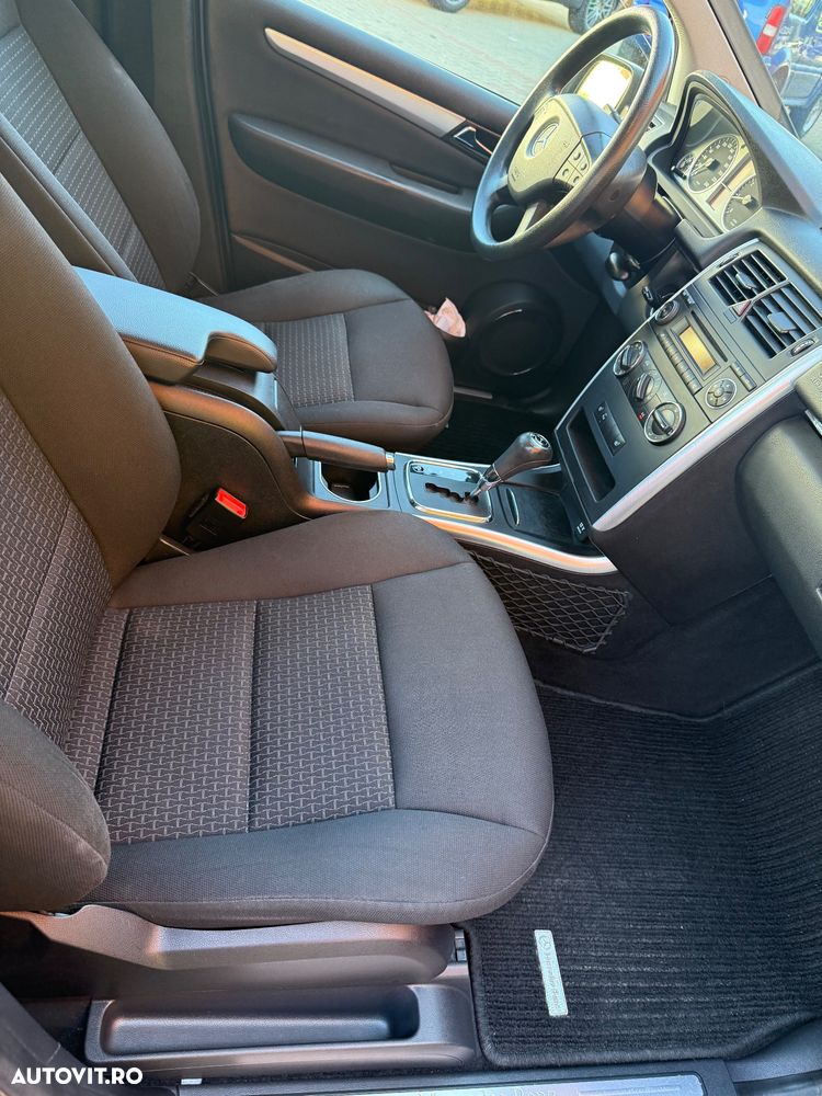 Mercedes-Benz B 200 Autotronic - 28