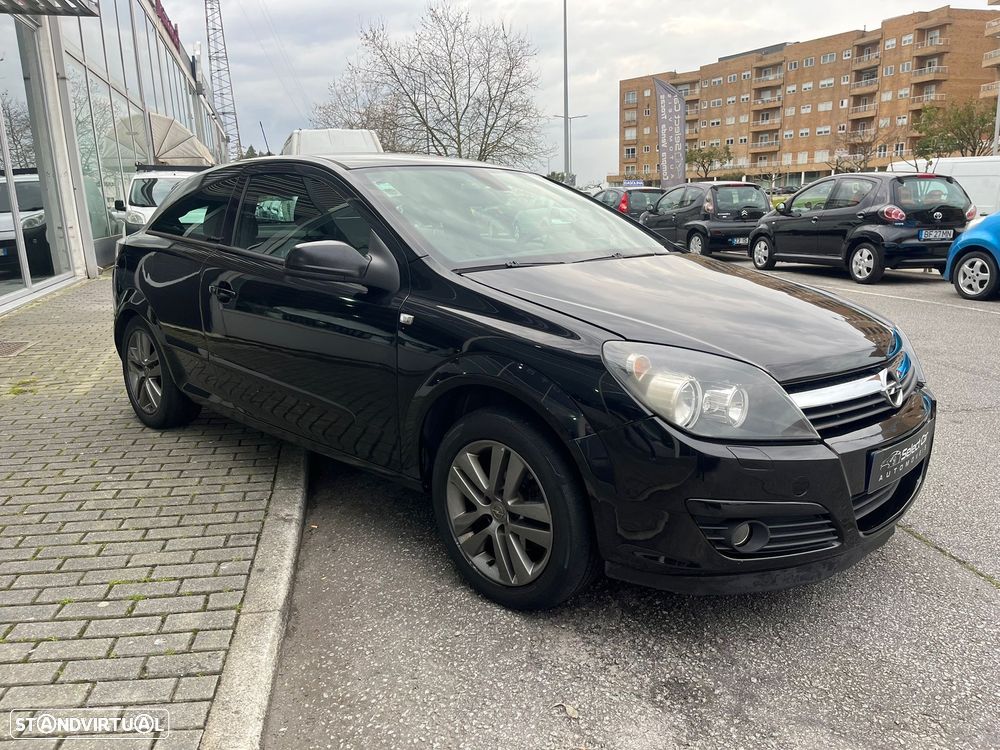 Opel Astra GTC 1.3 CDTI - 4