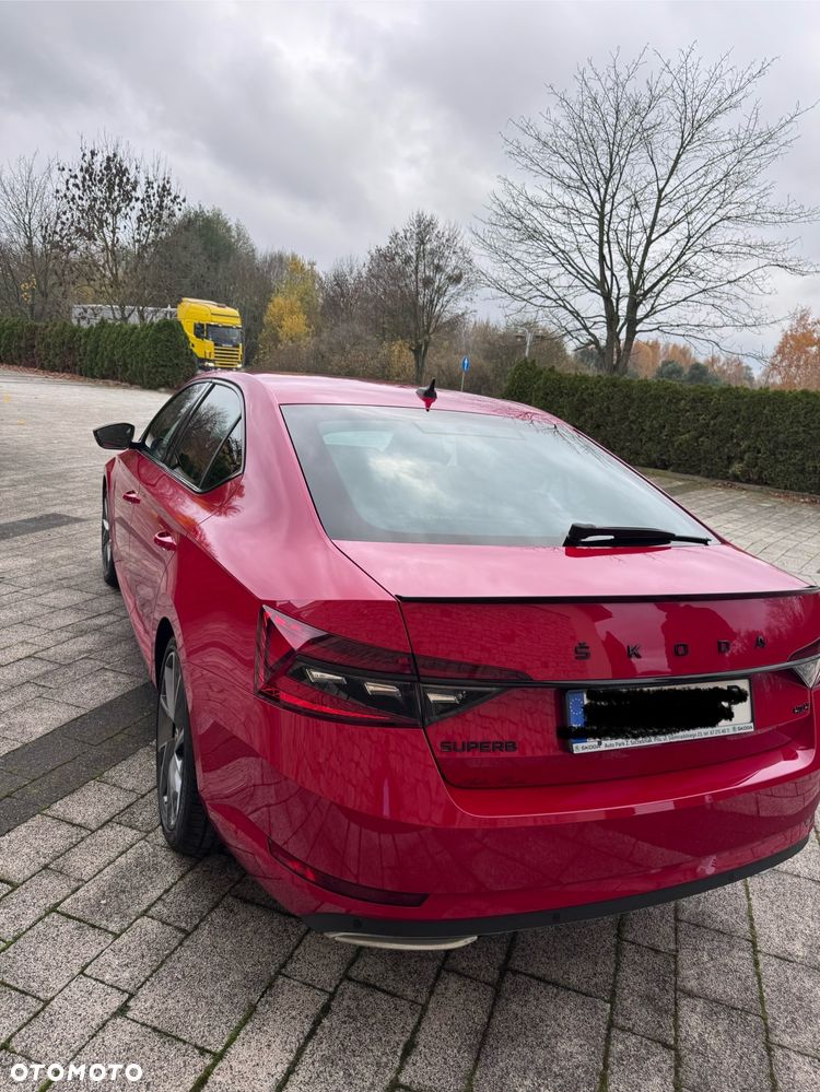 Skoda Superb 2.0 TDI SCR 4x4 Sportline DSG - 6
