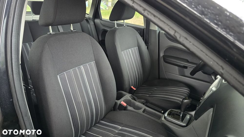 Ford Focus 2.0 TDCi DPF Titanium - 9