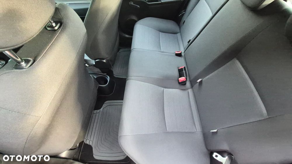 Toyota Yaris - 5