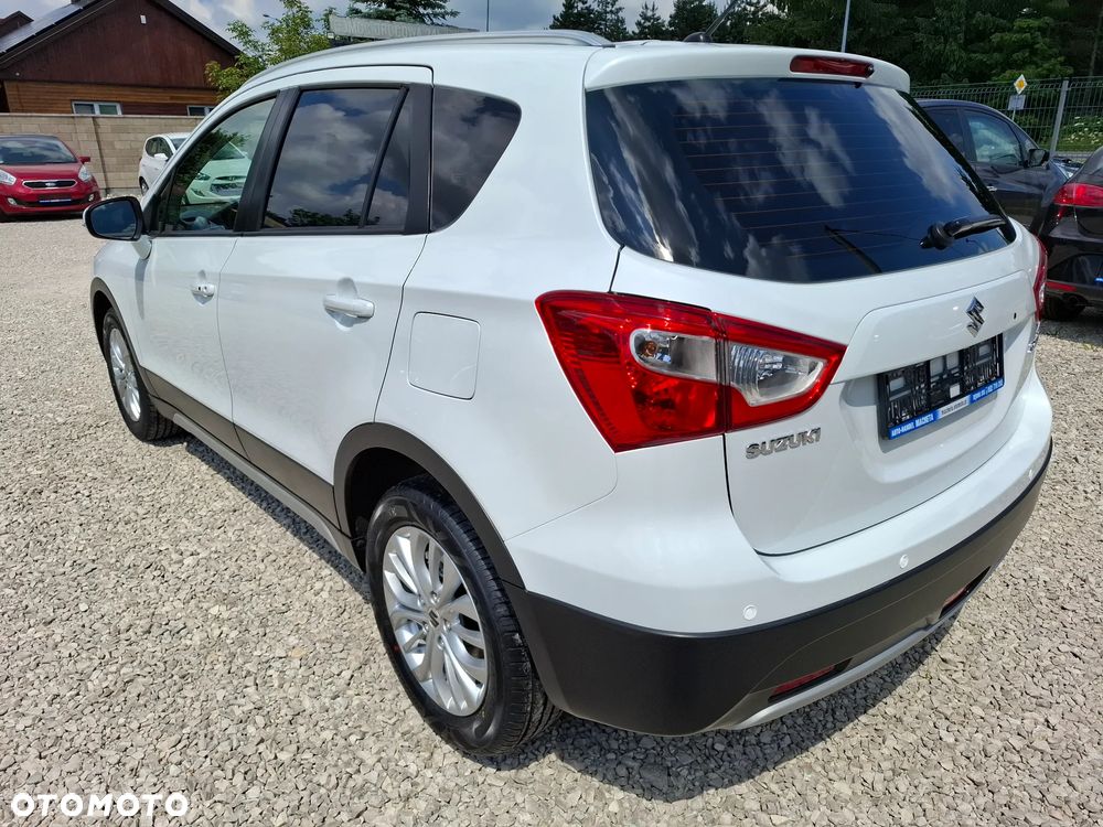 Suzuki SX4 S-Cross 1.6 VVT 4x2 Club - 6