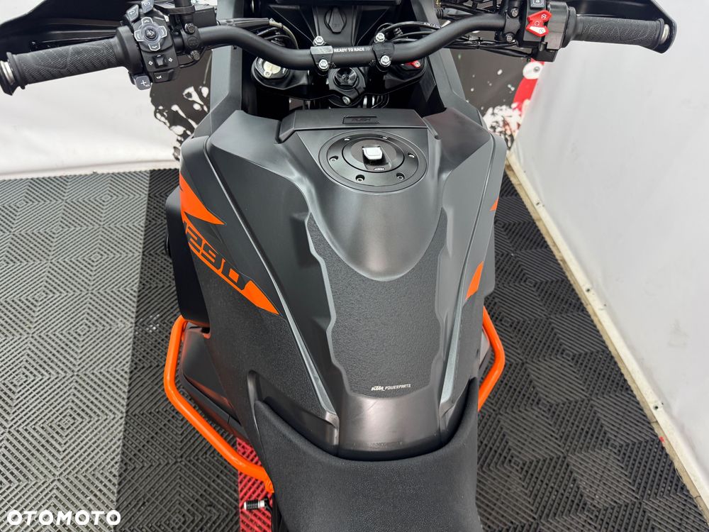 KTM Super Adventure - 23