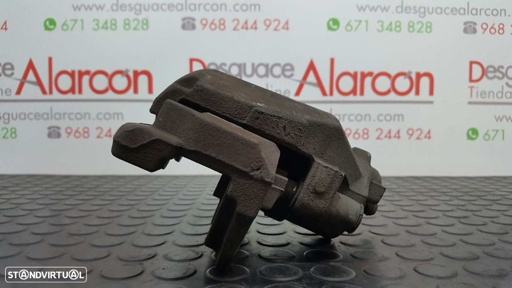 PINÇA DE TRAVÃO FRENTE DIREITA FORD FOCUS TURN. (CB8) TREND - 3