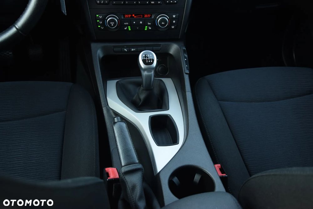 BMW X1 sDrive18i - 20