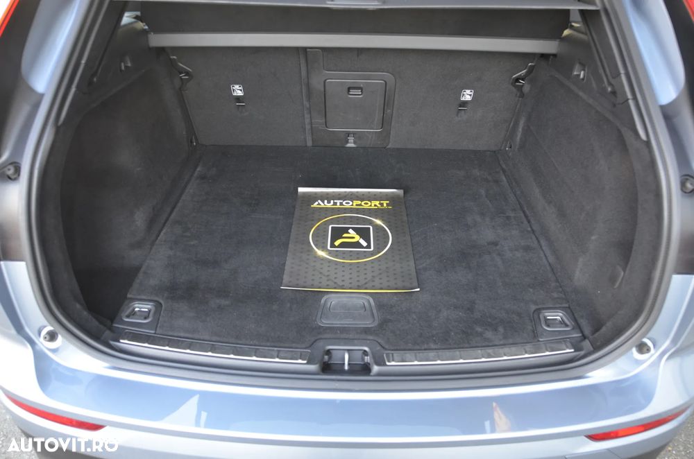 Volvo XC 60 D4 Geartronic Momentum Pro - 35