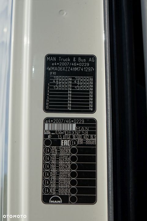 MAN TGX 18.500 4X2 BLS XLX / STANDARD / AUTOMAT / EURO 6 / EFFICIENTLINE / LODÓWKA / 2 ALUM. ZBIORNIKI / NAVI - 31