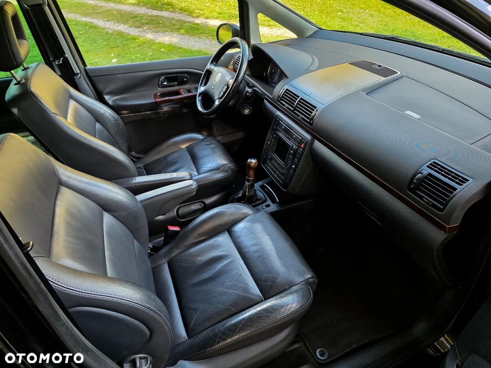 Volkswagen Sharan 2.8 V6 Highline - 8