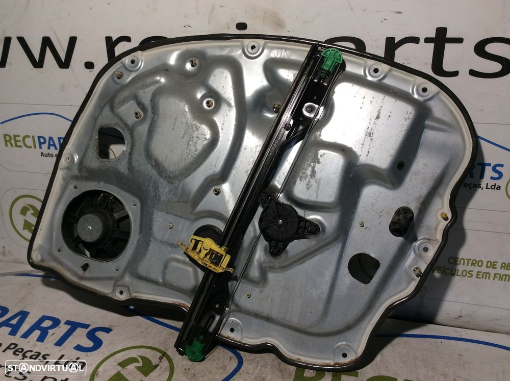 Elevador frente esquerdo Fiat Idea - 2